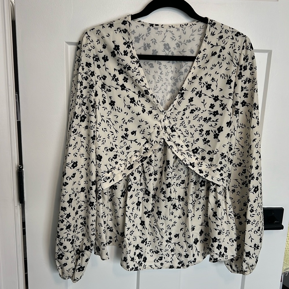 Maternity blouse.